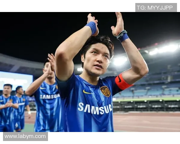 当今足坛风云人物盘点热门足球明星引领潮流与激情 当今足坛风云人物盘点热门足球明星引领潮流与激情