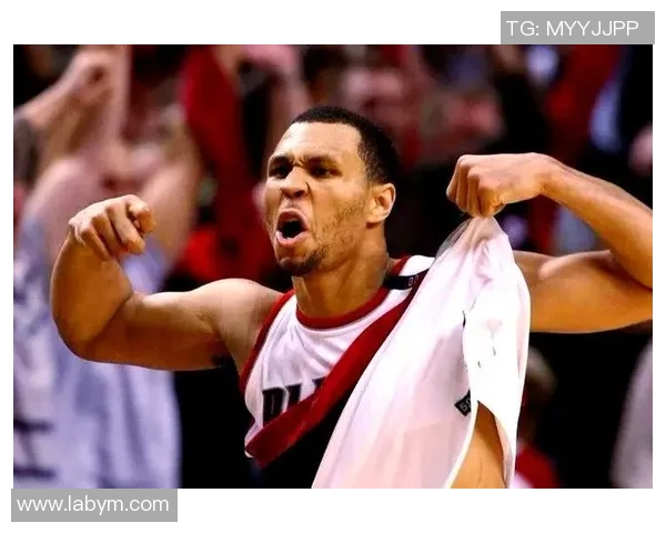 罗伊特足球明星的传奇故事与辉煌成就揭秘