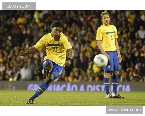 足球明星桌面精美图集领略球场传奇与风采的完美结合