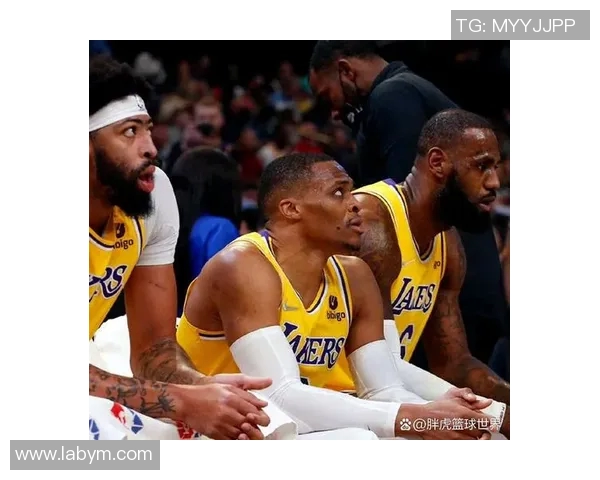 拓荒精神与湖人辉煌历史的深度对比与反思 拓荒精神与湖人辉煌历史的深度对比与反思